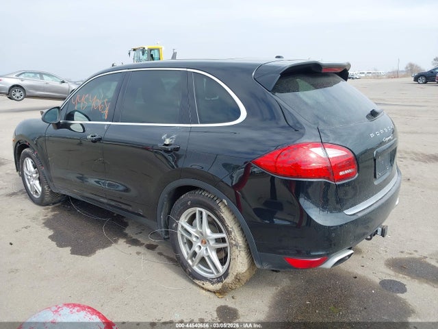 Porsche CAYENNE S 2014 WP1AB2A25ELA55705 Image 3