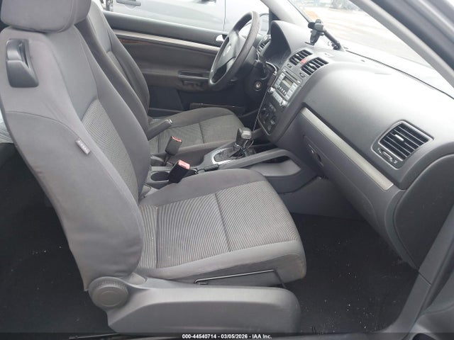 Продажа на аукционе авто 2007 Volkswagen Rabbit 2-door, vin: WVWBR71KX7W213682, номер лота: 44540714