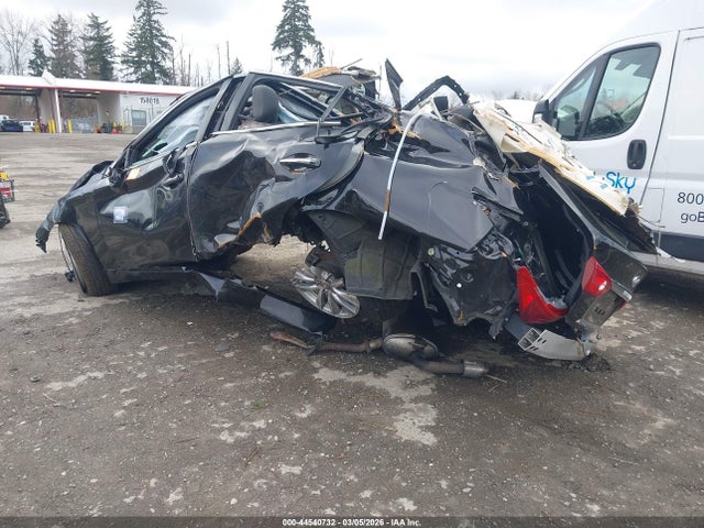 2015 INFINITI Q50 HYBRID JN1AV7AP9FM790879 Photo 2