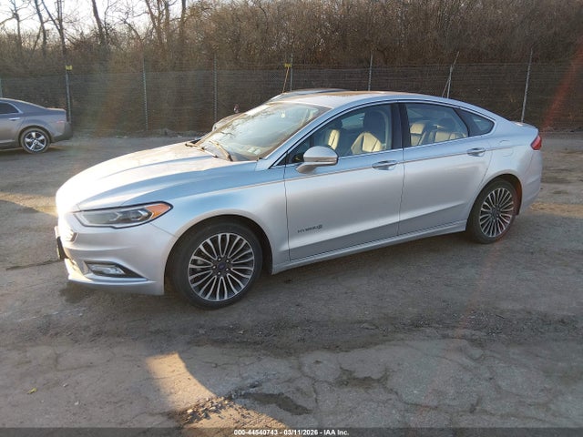 Ford Fusion Hybrid Titanium 2017 3FA6P0RU3HR368816 Image 2