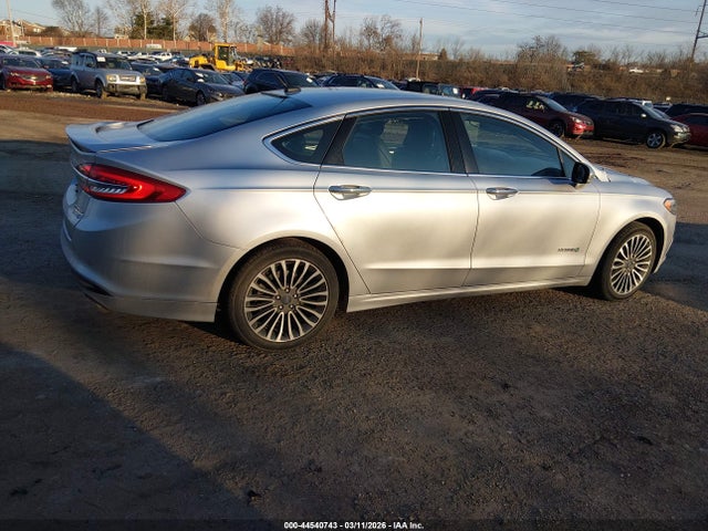 Ford Fusion Hybrid Titanium 2017 3FA6P0RU3HR368816 Image 4