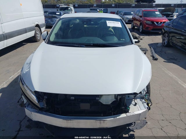 JHMZC5F15KC004329 Honda CLARITY PLUG-IN HYBRID