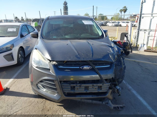 1FMCU0G93GUA32199 Ford ESCAPE SE