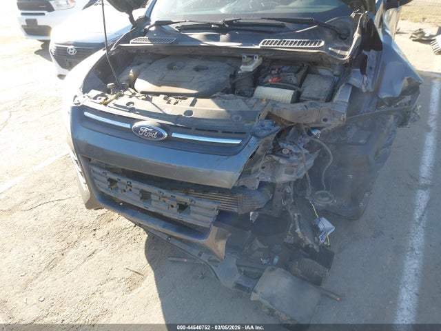 1FMCU0G93GUA32199 Ford ESCAPE SE