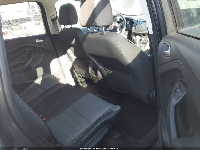 1FMCU0G93GUA32199 Ford ESCAPE SE