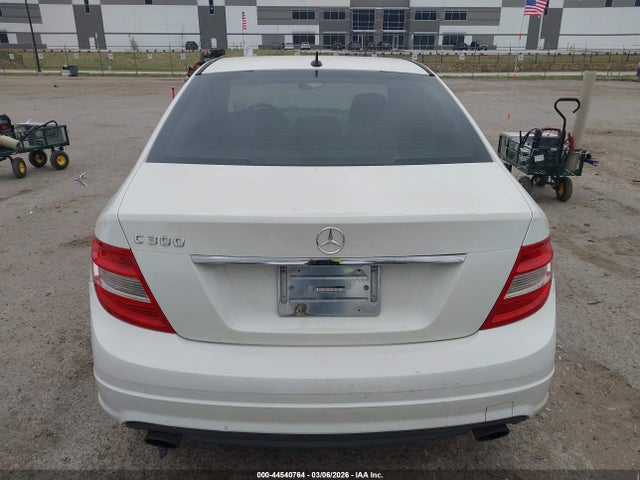 Aukcja sprzedaży 2011 Mercedes-benz C 300 Luxury/sport, vin: WDDGF5EB6BA523322, numer aukcji: 44540764