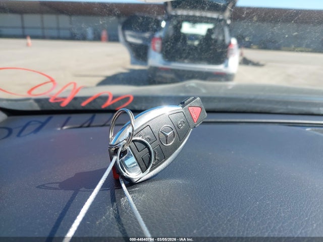 WDCTG4EB1KJ610619 Mercedes-Benz GLA 250