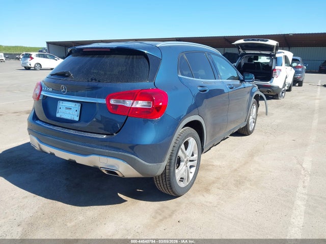 WDCTG4EB1KJ610619 Mercedes-Benz GLA 250