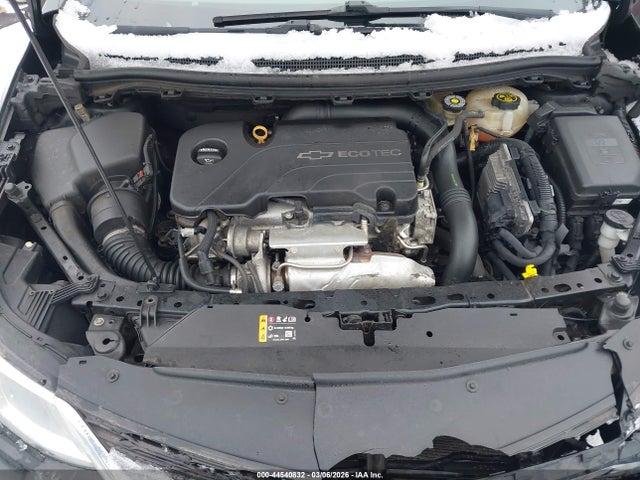 1G1BC5SM7J7100515 Chevrolet Cruze Ls Auto