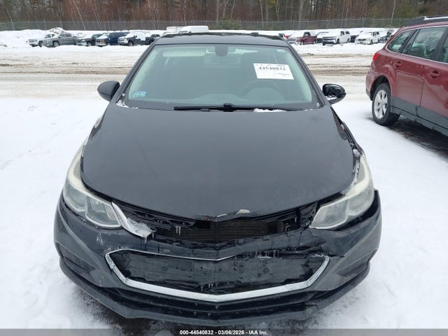 1G1BC5SM7J7100515 Chevrolet Cruze Ls Auto