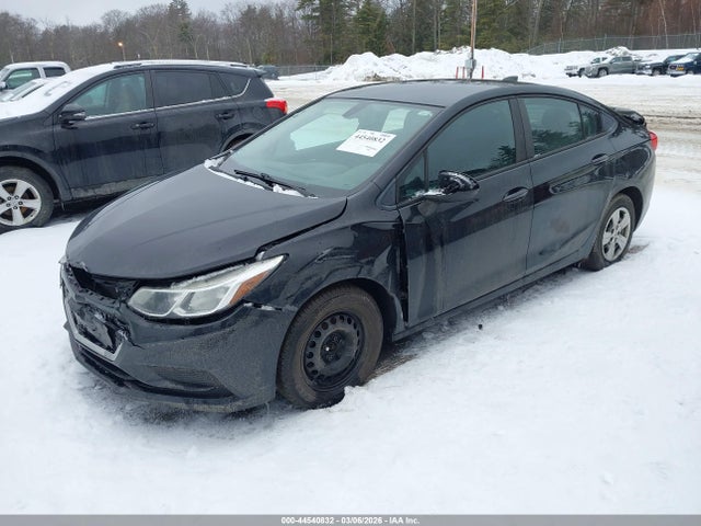 1G1BC5SM7J7100515 Chevrolet Cruze Ls Auto