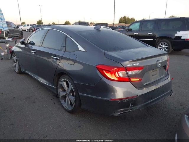 Honda Accord Touring 2018 1HGCV1F90JA009255 Image 14
