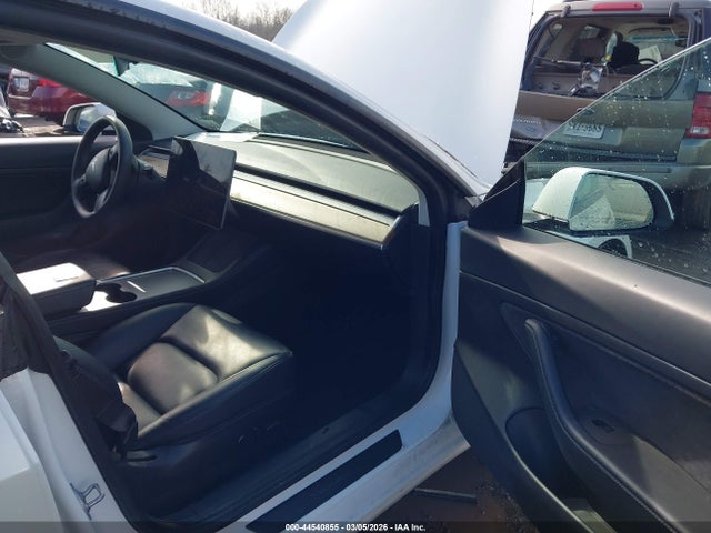 2021 TESLA MODEL 3 5YJ3E1EA5MF850574 Photo 4