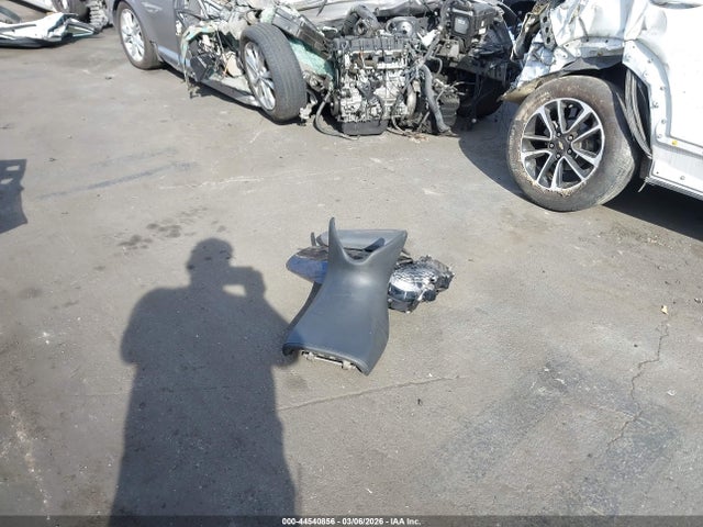 44540856 :رقم المزاد ، SMTE06BF6DJ560679 vin ، 2013 Triumph Motorcycle Tiger 800xc Abs مزاد بيع