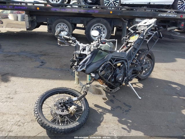 44540856 :رقم المزاد ، SMTE06BF6DJ560679 vin ، 2013 Triumph Motorcycle Tiger 800xc Abs مزاد بيع