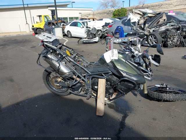 44540856 :رقم المزاد ، SMTE06BF6DJ560679 vin ، 2013 Triumph Motorcycle Tiger 800xc Abs مزاد بيع