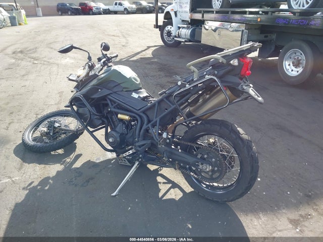 44540856 :رقم المزاد ، SMTE06BF6DJ560679 vin ، 2013 Triumph Motorcycle Tiger 800xc Abs مزاد بيع