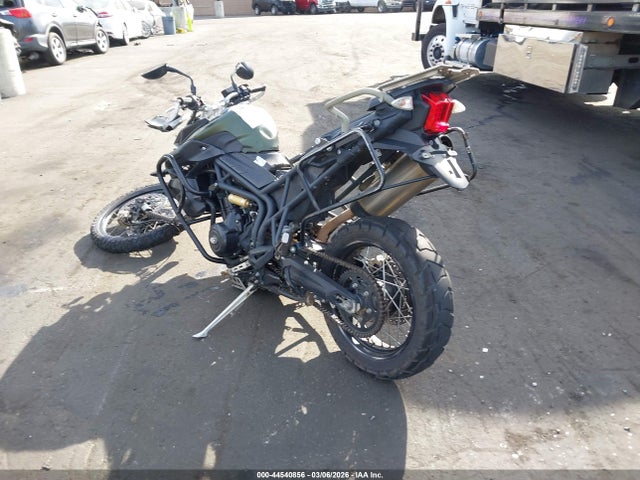 44540856 :رقم المزاد ، SMTE06BF6DJ560679 vin ، 2013 Triumph Motorcycle Tiger 800xc Abs مزاد بيع