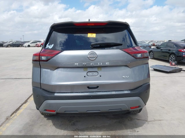 JN8BT3BA0PW403723 Nissan Rogue Sv Fwd