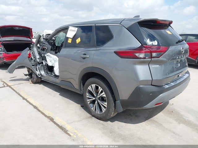 JN8BT3BA0PW403723 Nissan Rogue Sv Fwd