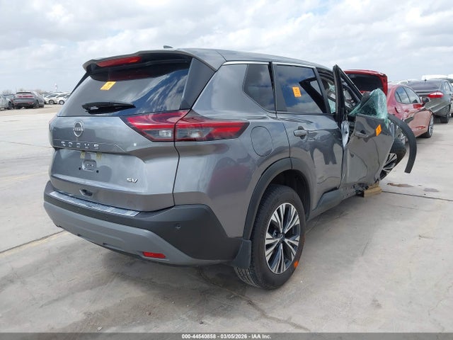 JN8BT3BA0PW403723 Nissan Rogue Sv Fwd