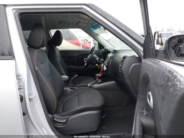 KIA SOUL + 2016 KNDJP3A55G7867262 Image 18
