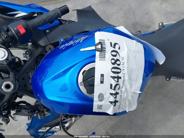 Kawasaki EX400 2018 JKAEXKH13JDA07820 Image 11