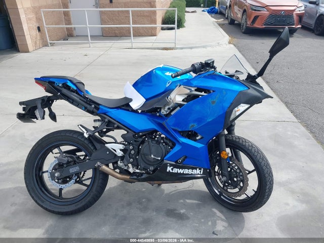 Kawasaki EX400 2018 JKAEXKH13JDA07820 Image 12