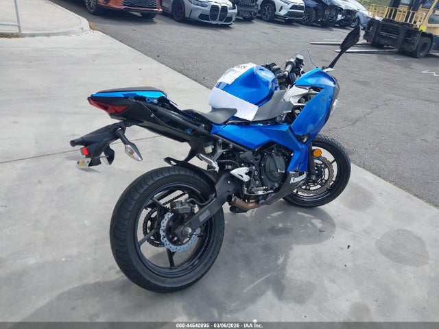 Kawasaki EX400 2018 JKAEXKH13JDA07820 Image 4