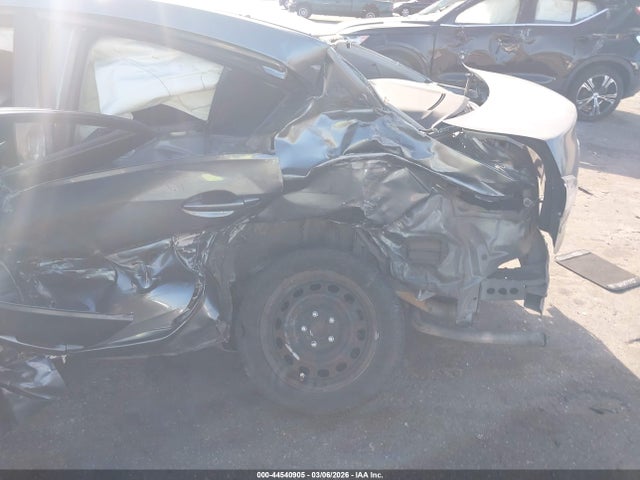 2013 Mazda Mazda3 მანქანა იყიდება აუქციონზე, vin: JM1BL1UP0D1757574, აუქციონის ნომერი: 44540905