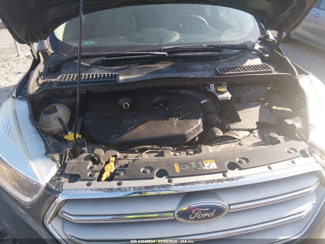 44540934 :رقم المزاد ، 1FMCU9G96JUC41416 vin ، 2018 Ford Escape Se مزاد بيع
