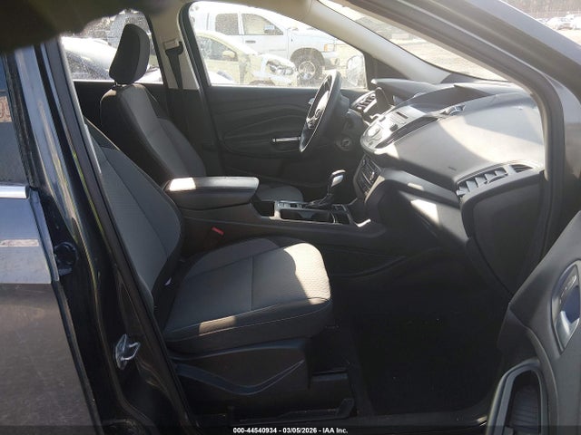 44540934 :رقم المزاد ، 1FMCU9G96JUC41416 vin ، 2018 Ford Escape Se مزاد بيع
