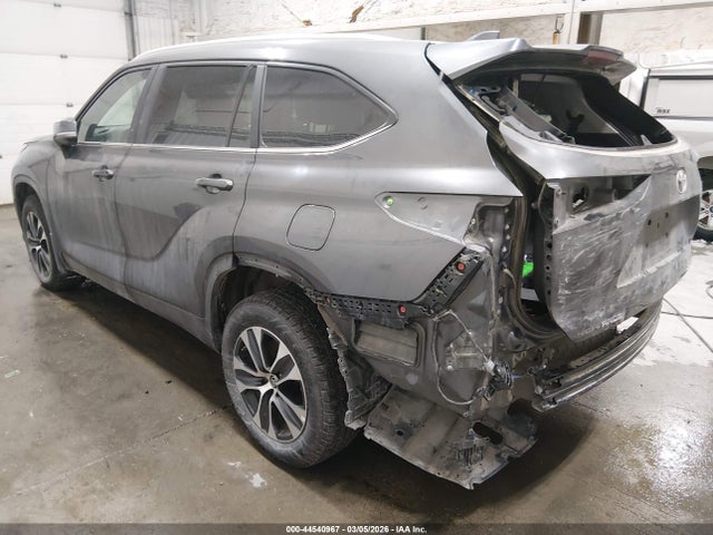Toyota Highlander Xle 2023 5TDKDRBH3PS032436 Image 3