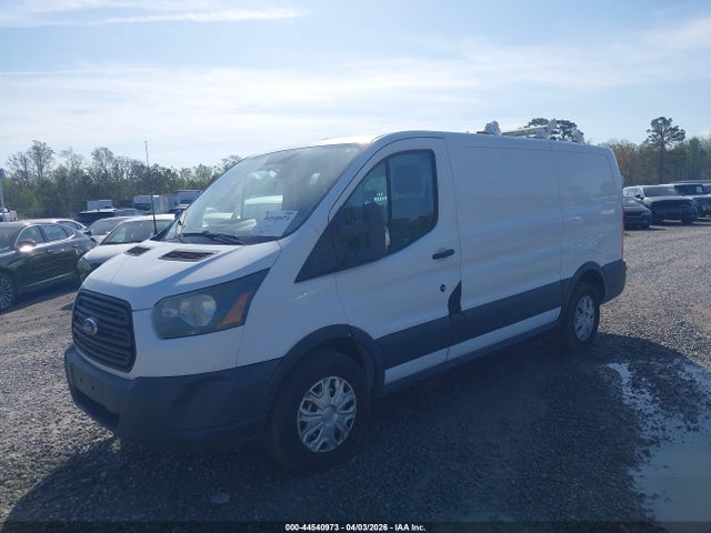 Ford Transit-150 2015 1FTNE1ZM7FKA90425 Image 2