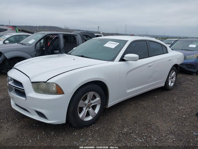 44540995 :رقم المزاد ، 2C3CDXBG1EH265666 vin ، 2014 Dodge Charger Se مزاد بيع