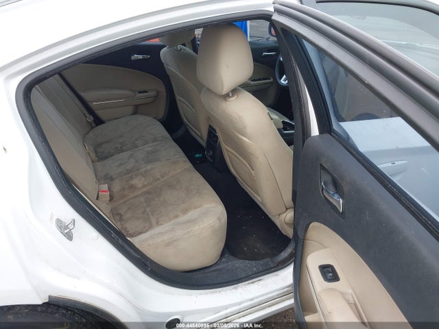 44540995 :رقم المزاد ، 2C3CDXBG1EH265666 vin ، 2014 Dodge Charger Se مزاد بيع