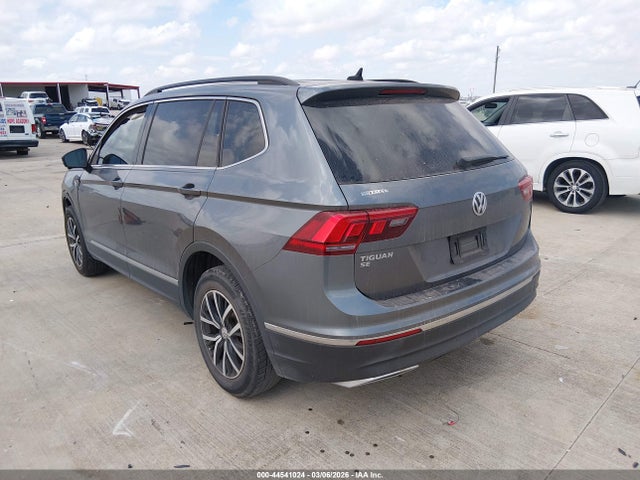 44541024 :رقم المزاد ، 3VV3B7AX6MM011682 vin ، 2021 Volkswagen Tiguan 2.0t Se/2.0t Se R-line Black/2.0t Sel مزاد بيع