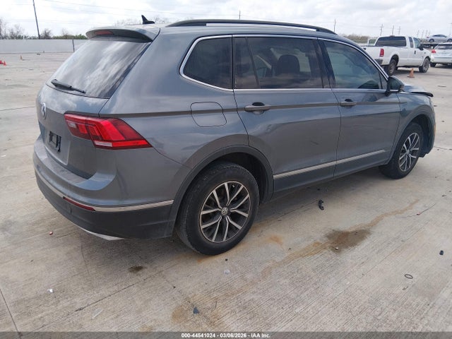 44541024 :رقم المزاد ، 3VV3B7AX6MM011682 vin ، 2021 Volkswagen Tiguan 2.0t Se/2.0t Se R-line Black/2.0t Sel مزاد بيع