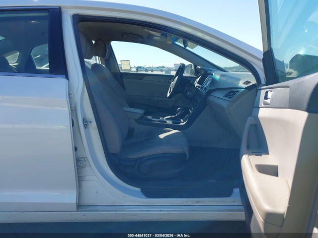 5NPE24AF6HH581674 Hyundai Sonata