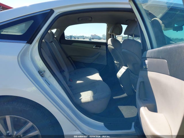 5NPE24AF6HH581674 Hyundai Sonata