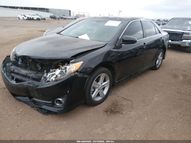 Toyota CAMRY SE 2014 4T1BF1FKXEU807577 Image 2