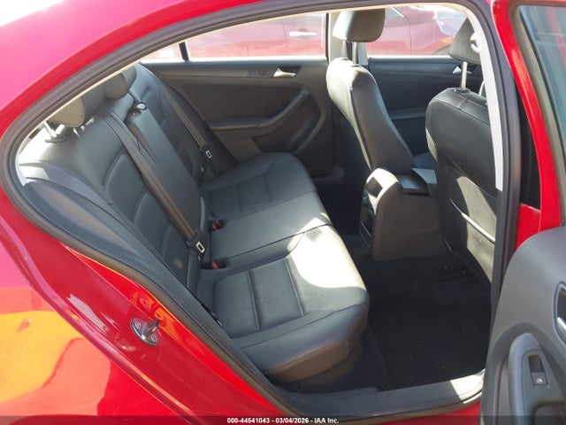 3VWD17AJ3EM369872 Volkswagen Jetta 1.8t Se