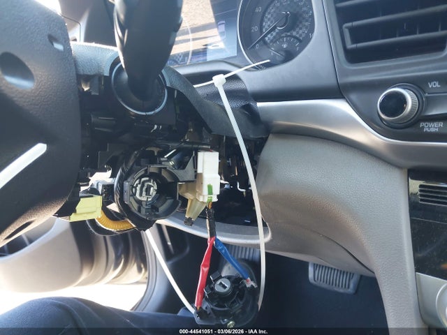 5NPD74LF9LH589352 Hyundai Elantra