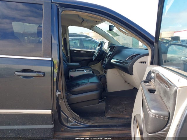 2013 Chrysler Town & Country Touring მანქანა იყიდება აუქციონზე, vin: 2C4RC1BG6DR721854, აუქციონის ნომერი: 44541055