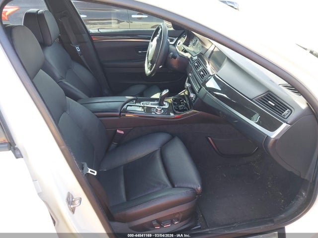 2012 BMW 550I WBAFR9C51CDX79205 Photo 4