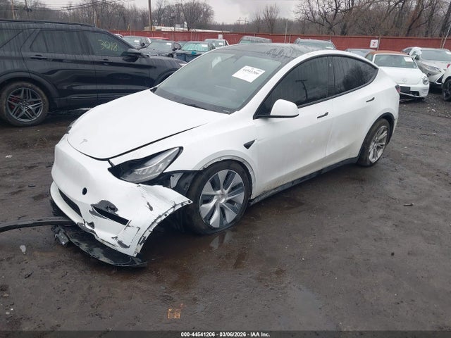 Продаж на аукціоні авто 2023 Tesla Model Y Awd/long Range Dual Motor All-wheel Drive, vin: 7SAYGDEE6PA119600, номер лоту: 44541206