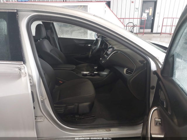 2022 CHEVROLET MALIBU 1G1ZD5ST3NF137527 Photo 4