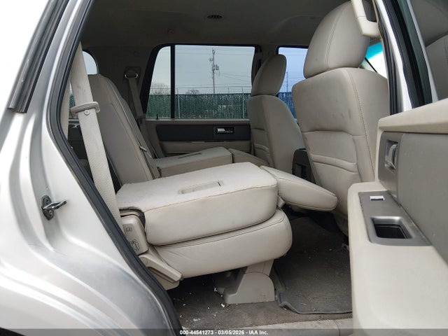 Ford Expedition Xl 2014 1FMJU1G50EEF52832 Image 8