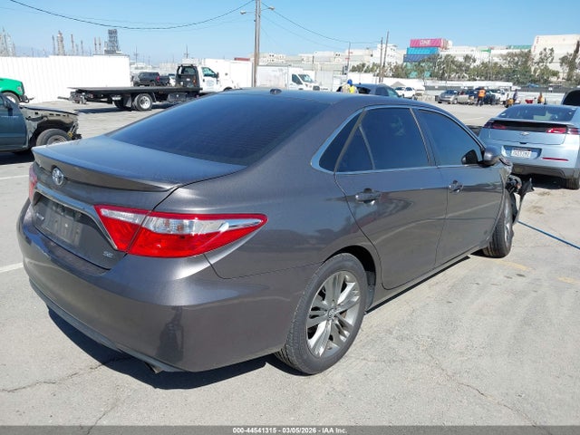 2017 TOYOTA CAMRY 4T1BF1FK5HU375758 Photo 3