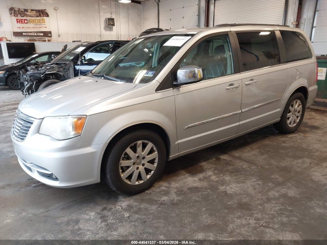 2011 Chrysler Town & Country Touring-l მანქანა იყიდება აუქციონზე, vin: 2A4RR8DG6BR799787, აუქციონის ნომერი: 44541337